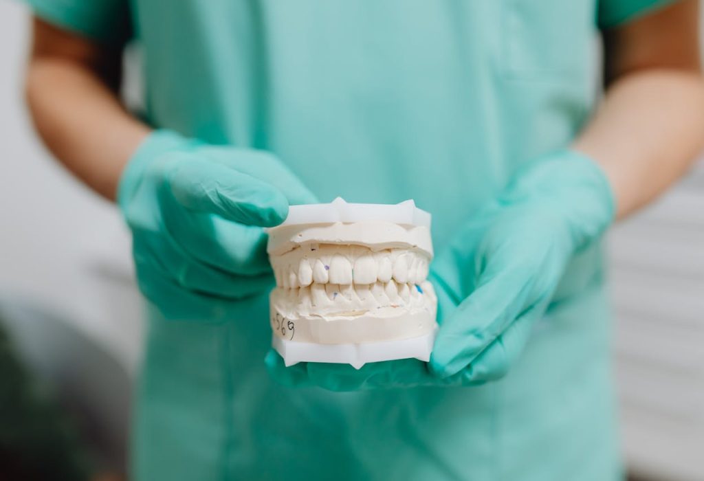 pexels-karolina-grabowska-6627326 (1)