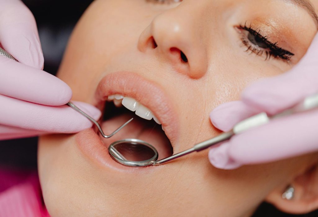 pexels-karolina-grabowska-6627536