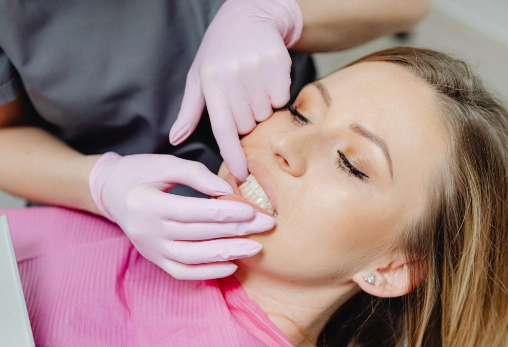 pexels-karolina-grabowska-6627537